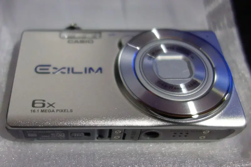 CASIO EXILIM EX-Z920 3